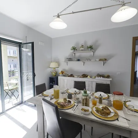 Malo Family Friendly Bed and breakfast Syracuse